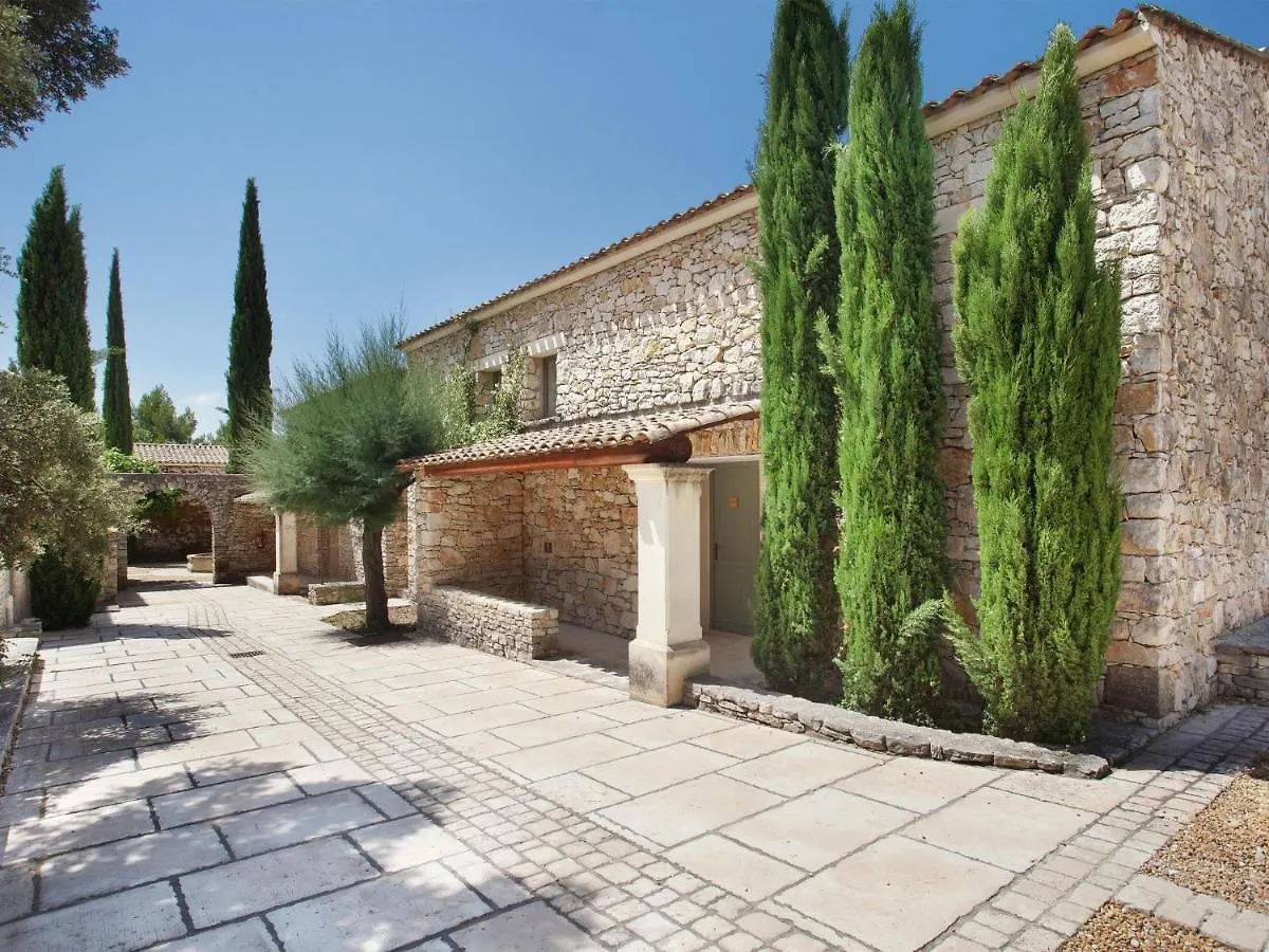 Neat Holiday Home With Ac, 3 Km From The Center Of Gordes